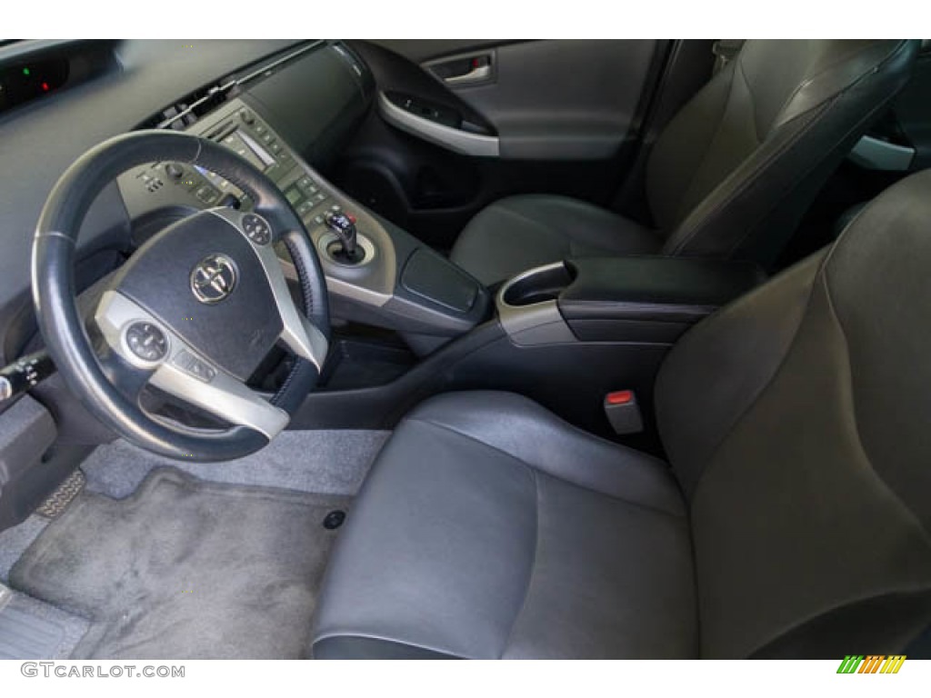 2014 Prius Four Hybrid - Classic Silver Metallic / Misty Gray photo #3