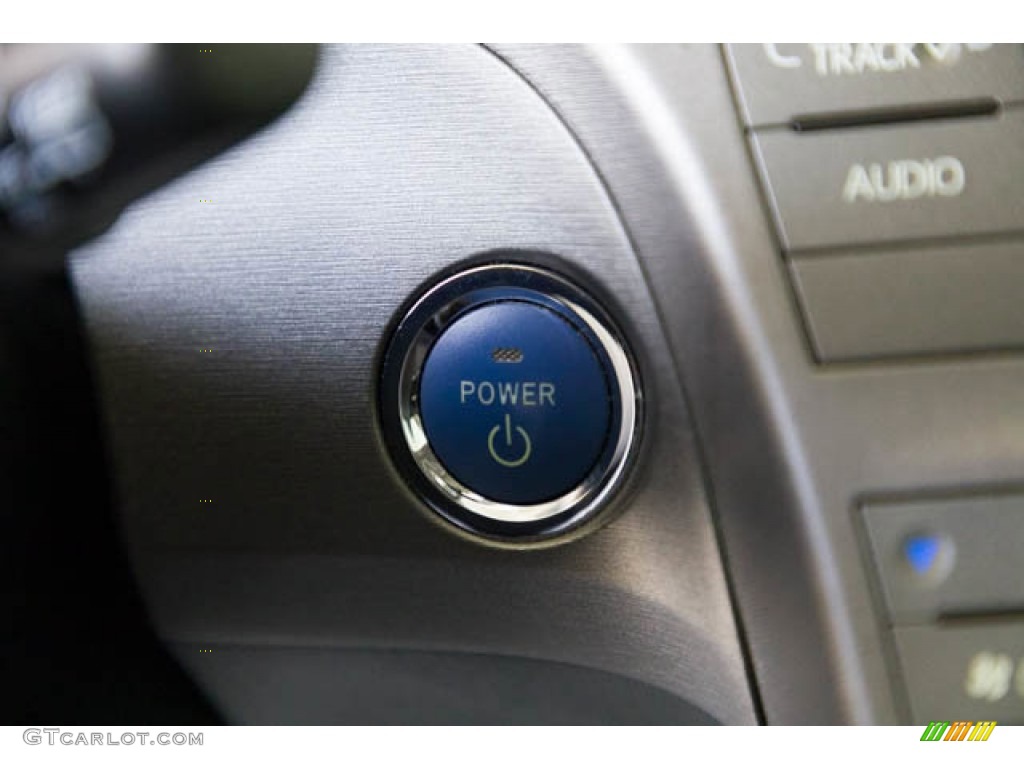 2014 Prius Four Hybrid - Classic Silver Metallic / Misty Gray photo #16