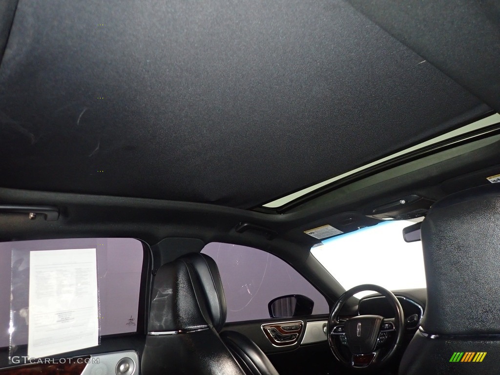 2019 Continental Reserve AWD - Rhapsody Blue / Ebony photo #2