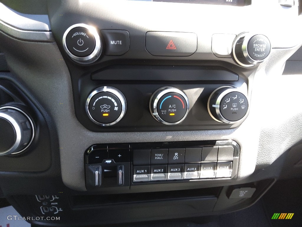 2023 Ram 2500 Tradesman Crew Cab 4x4 Controls Photo #145969438