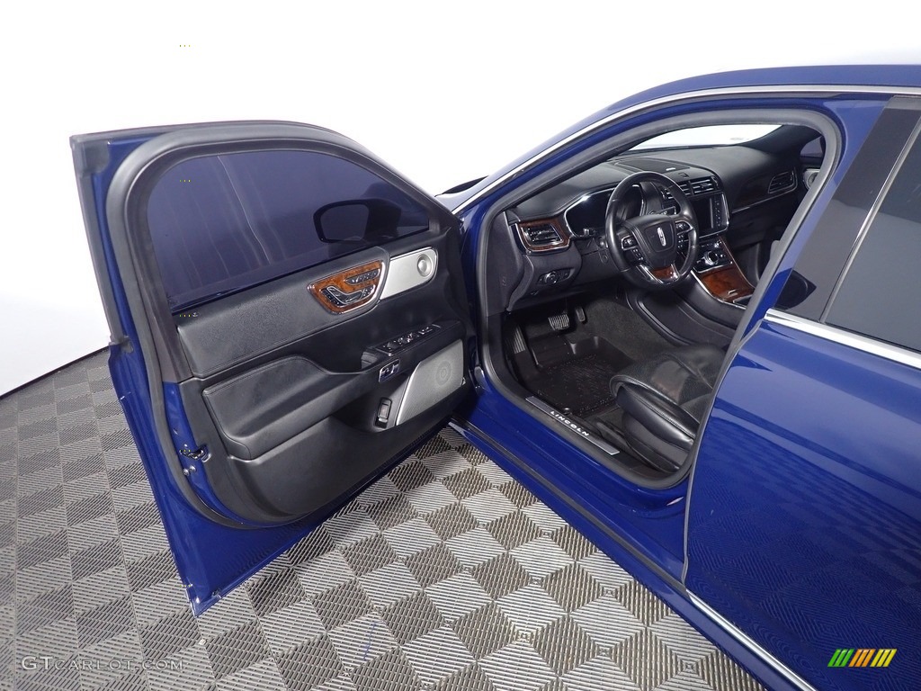 2019 Continental Reserve AWD - Rhapsody Blue / Ebony photo #22