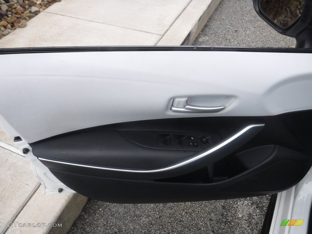 2020 Corolla SE - Super White / Light Gray photo #19