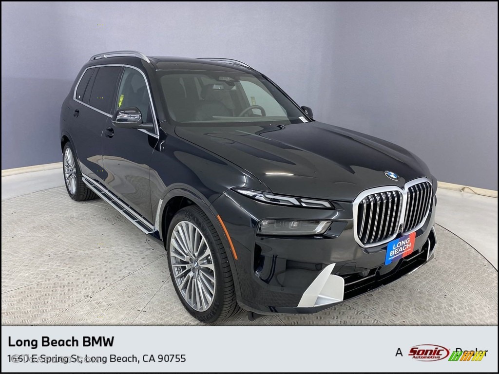 Black Sapphire Metallic BMW X7