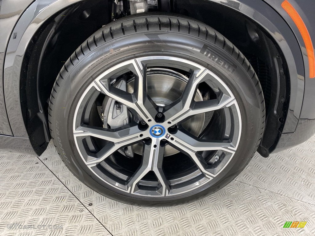 2023 BMW X5 xDrive45e Wheel Photos