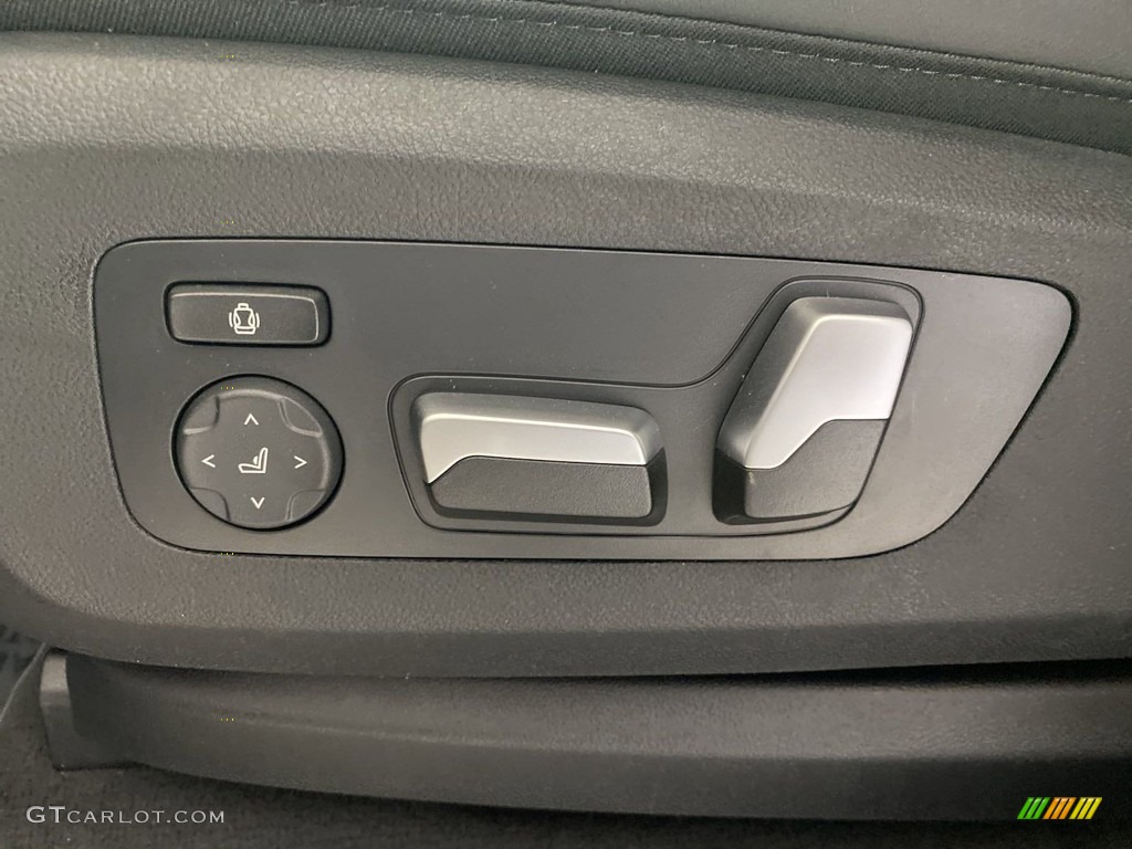 2023 BMW X5 xDrive45e Controls Photo #145973477