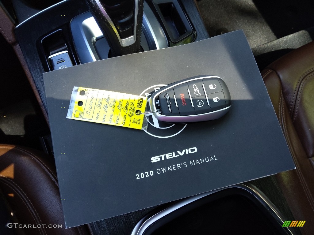 2020 Alfa Romeo Stelvio AWD Keys Photos