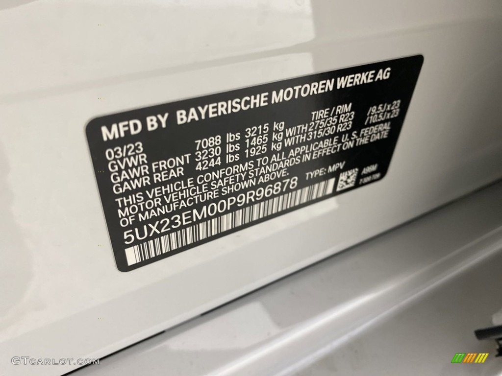 2023 X7 xDrive40i - Mineral White Metallic / Black photo #26