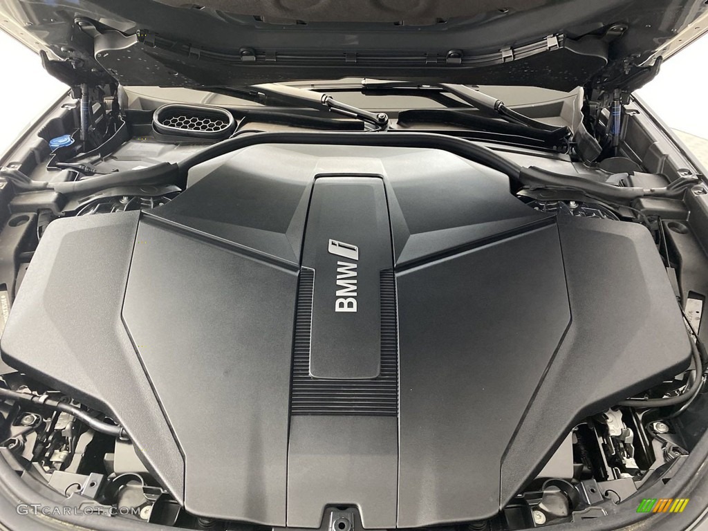 2023 BMW i7 Series xDrive60 Dual Electric Motor Engine Photo #145975317