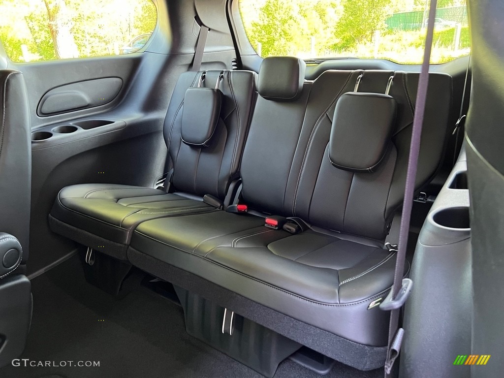 Black Interior 2023 Chrysler Pacifica Touring L AWD Photo #145975748