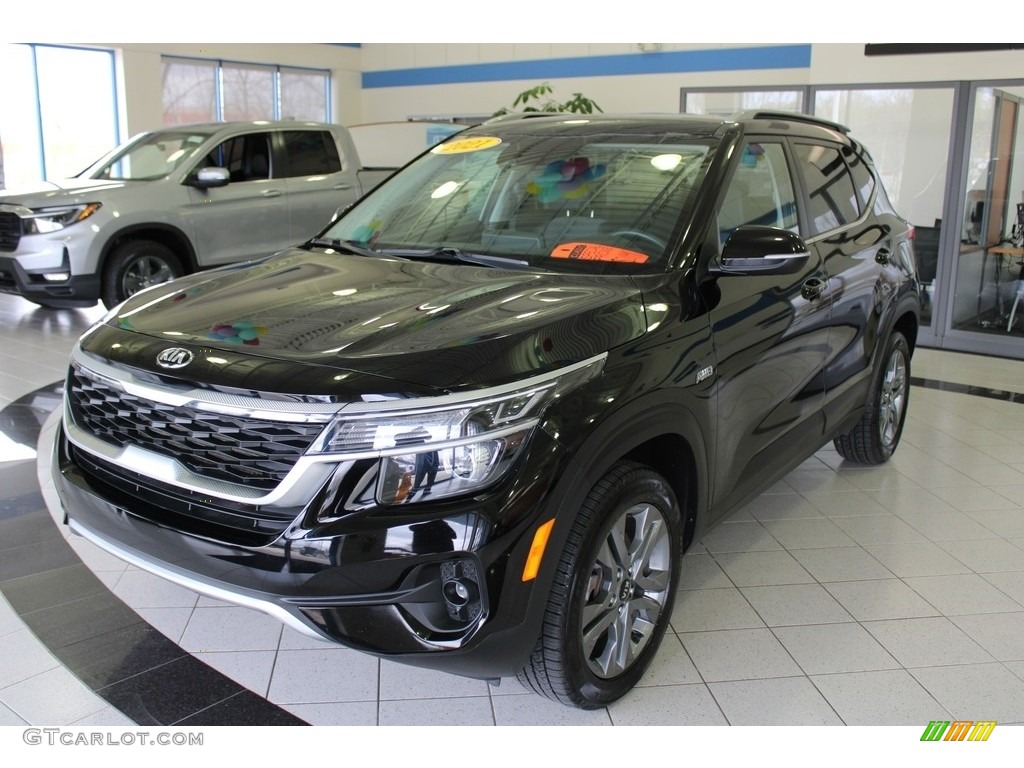 2021 Seltos S AWD - Black Cherry / Black photo #1
