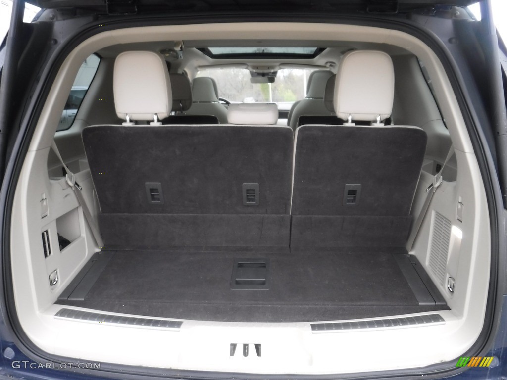 2019 Lincoln Navigator Reserve 4x4 Trunk Photo #145975958
