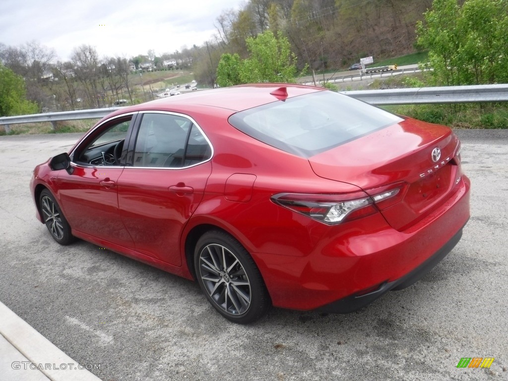 2023 Camry XLE - Supersonic Red / Ash photo #15