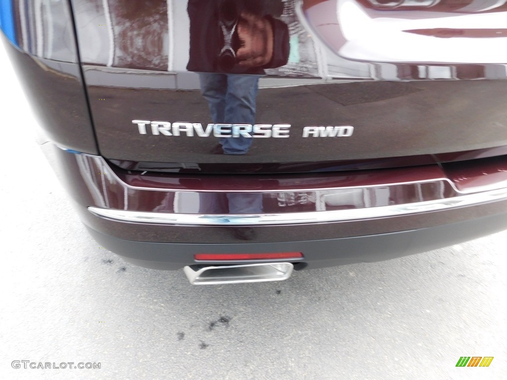 2023 Chevrolet Traverse Premier Marks and Logos Photo #145977017