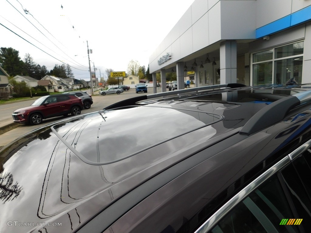 2023 Traverse Premier - Black Cherry Metallic / Jet Black/Maple Sugar photo #15