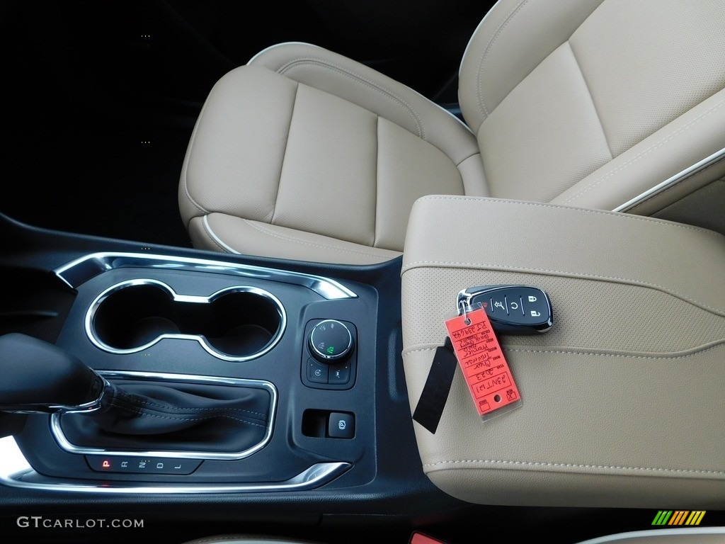 2023 Chevrolet Traverse Premier Keys Photos