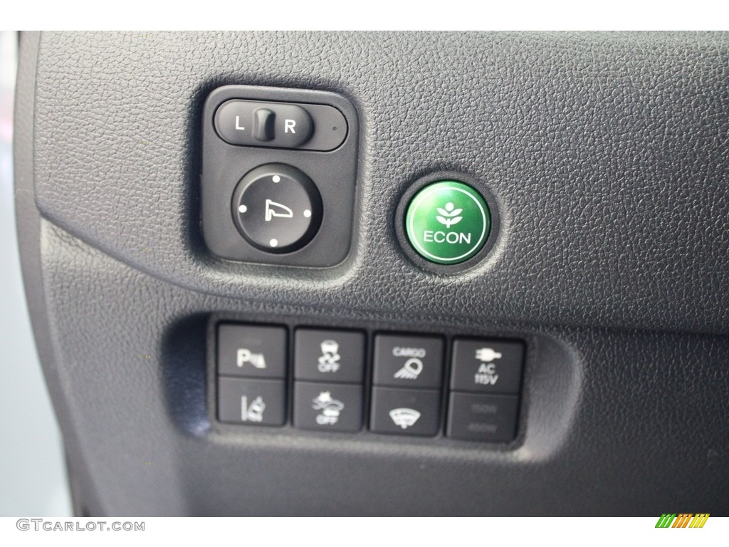2022 Honda Ridgeline Black Edition AWD Controls Photo #145978440
