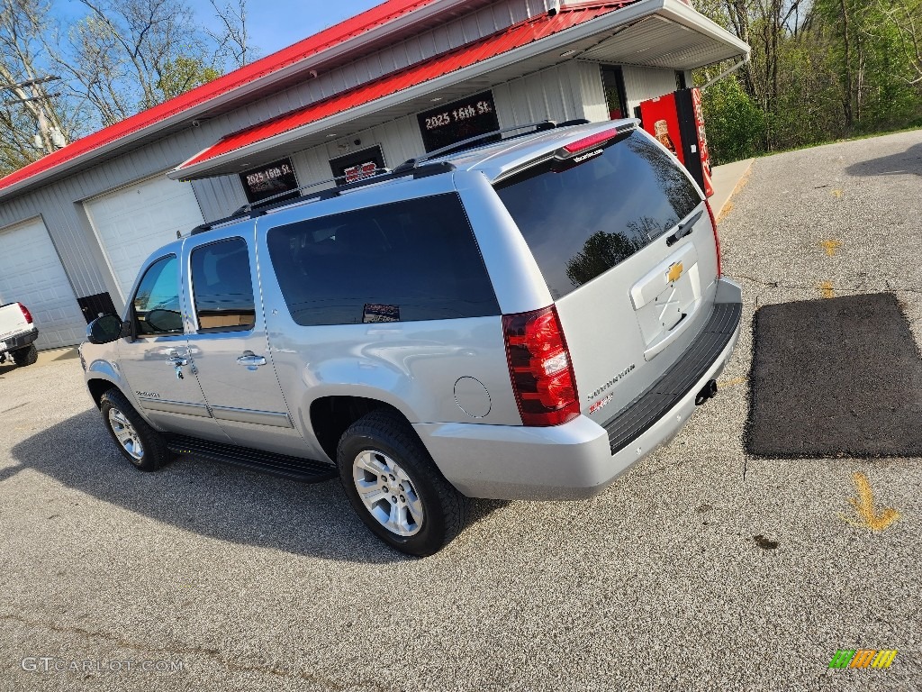 2012 Suburban LT 4x4 - Silver Ice Metallic / Ebony photo #2