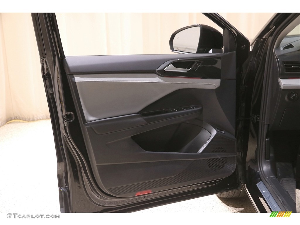 2022 Volkswagen Taos SEL 4Motion Door Panel Photos