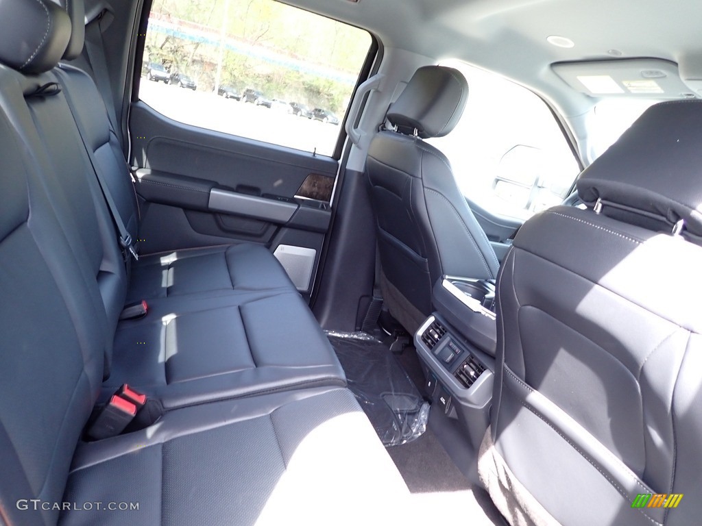 2023 F150 Lariat SuperCrew 4x4 - Star White Metallic Tri-Coat / Black photo #11