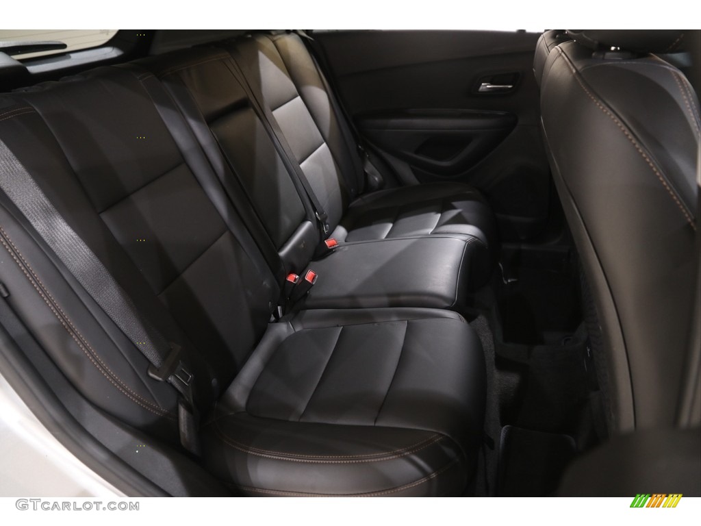 2021 Trax LT AWD - Silver Ice Metallic / Jet Black photo #14