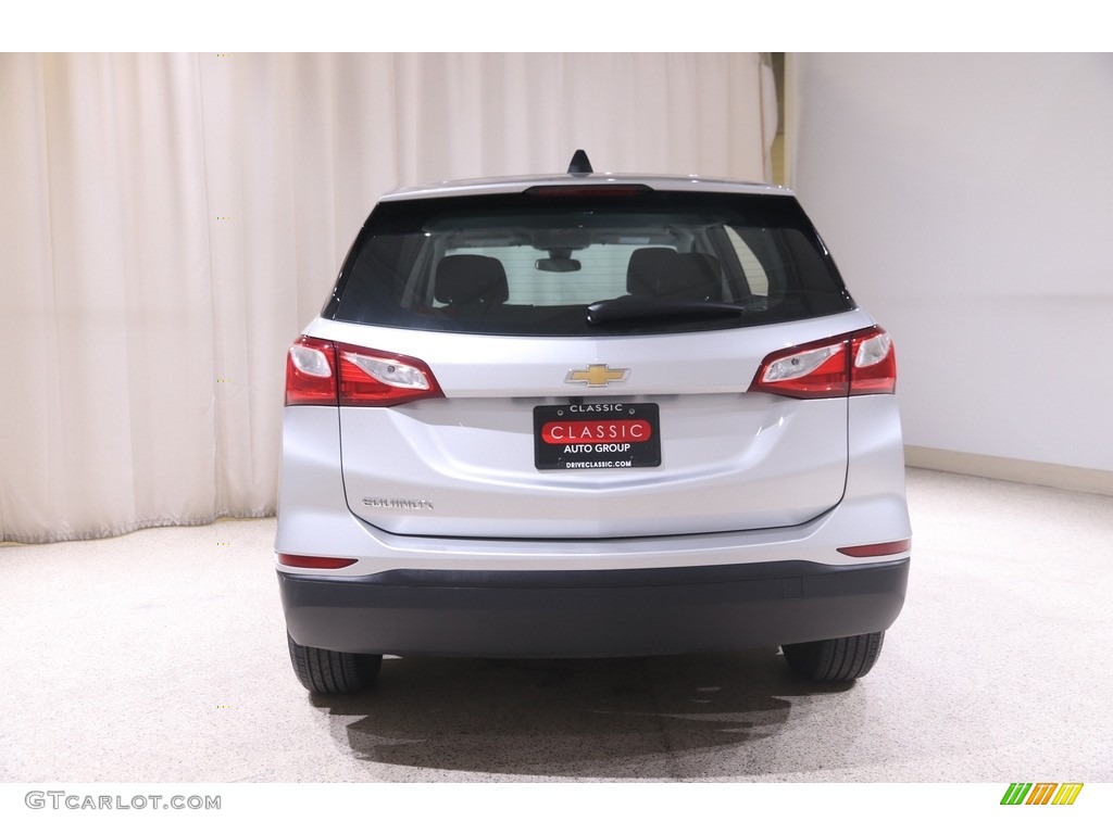 2020 Equinox LS - Silver Ice Metallic / Ash Gray photo #18