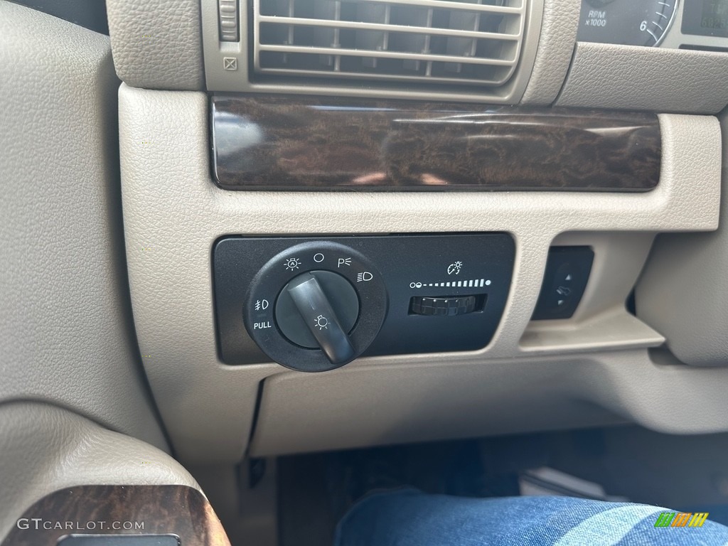 2005 Mercury Monterey Luxury Controls Photo #145983394