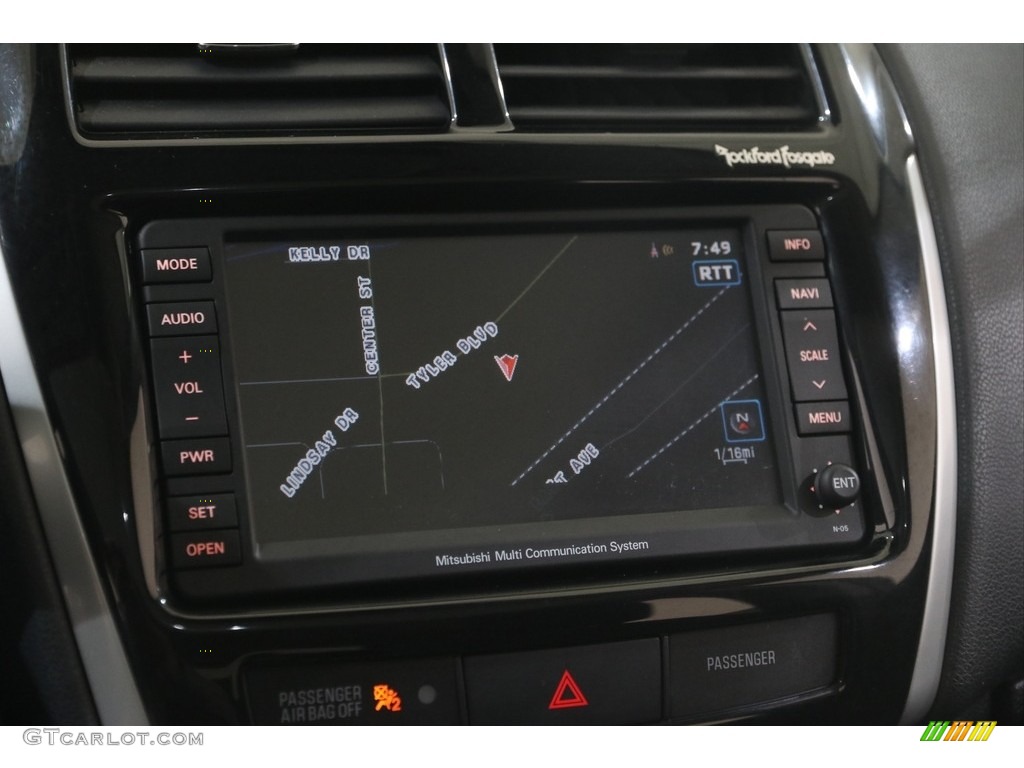2013 Mitsubishi Outlander Sport SE Navigation Photos