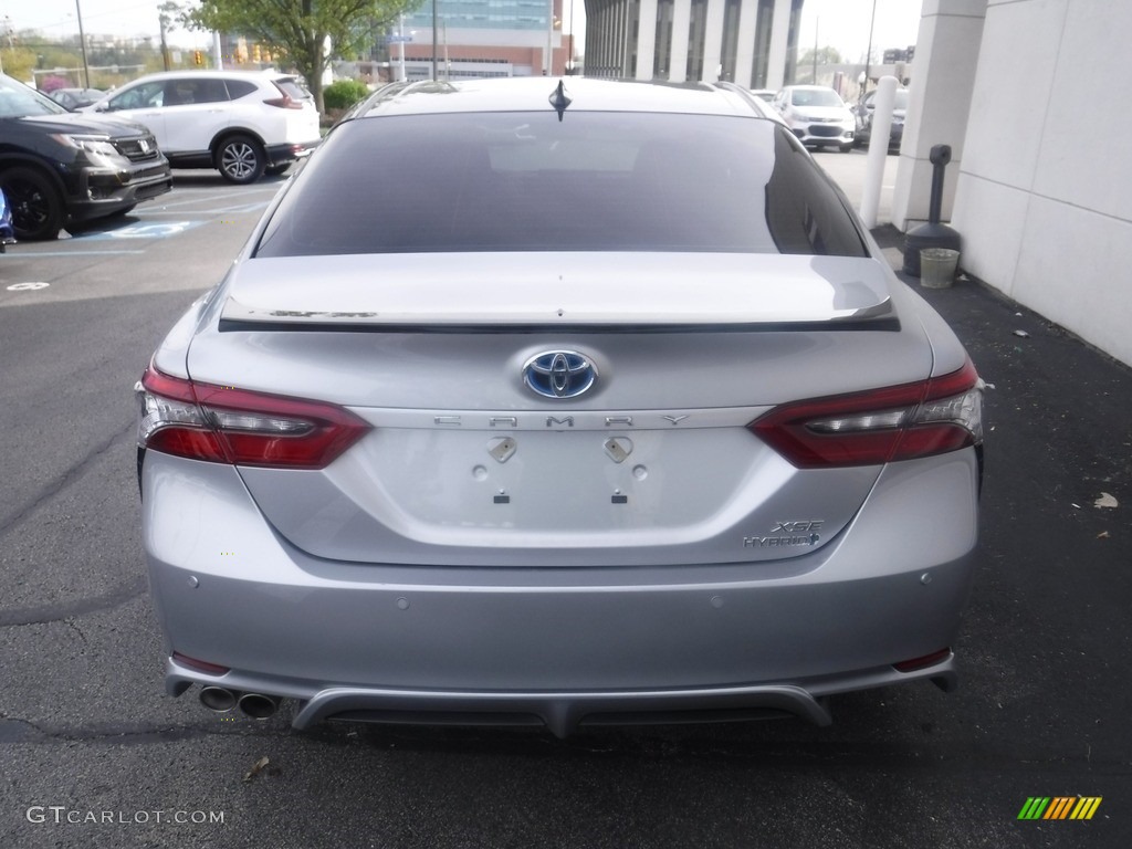 2022 Camry XSE Hybrid - Celestial Silver Metallic / Cockpit Red photo #9