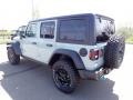 Earl - Wrangler Unlimited Willys 4XE Hybrid Photo No. 3
