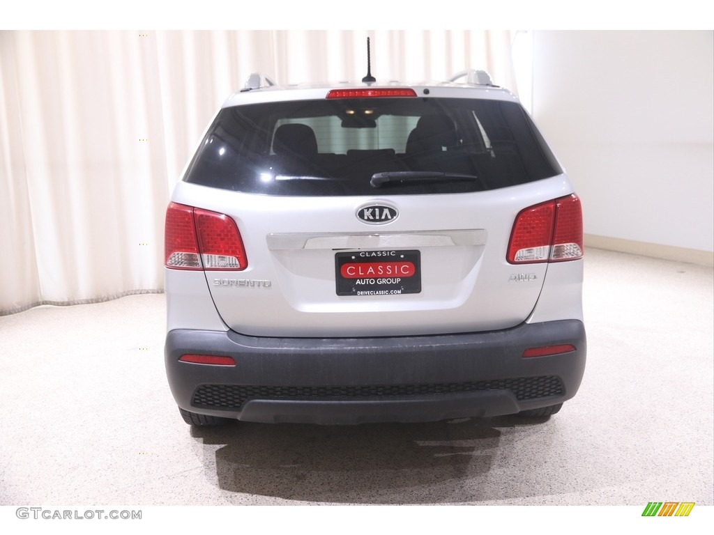 2013 Sorento LX V6 AWD - Bright Silver / Black photo #18