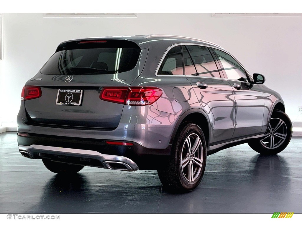 2020 GLC 300 4Matic - Selenite Grey Metallic / Black photo #13