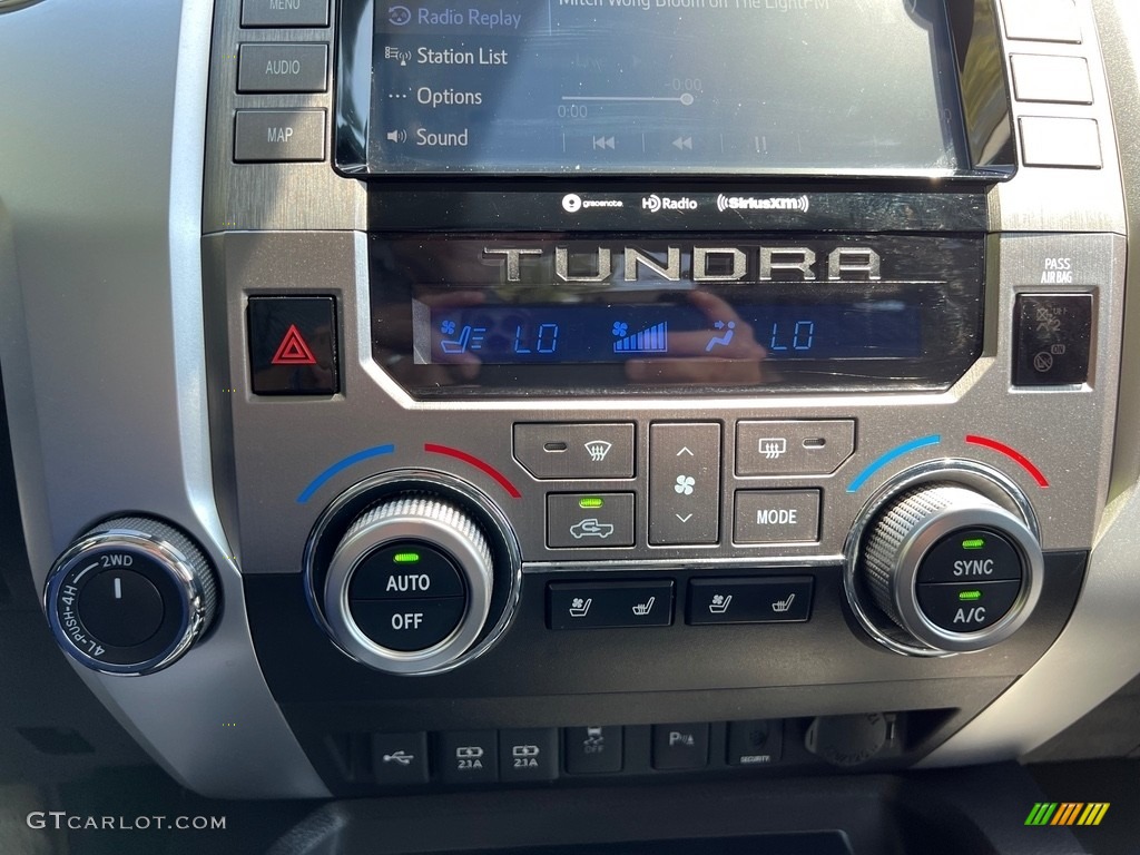 2021 Tundra Platinum CrewMax 4x4 - Silver Sky Metallic / Black photo #28