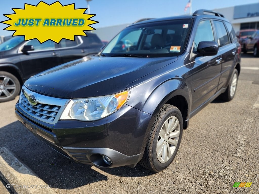 2013 Forester 2.5 X Limited - Dark Gray Metallic / Platinum photo #1