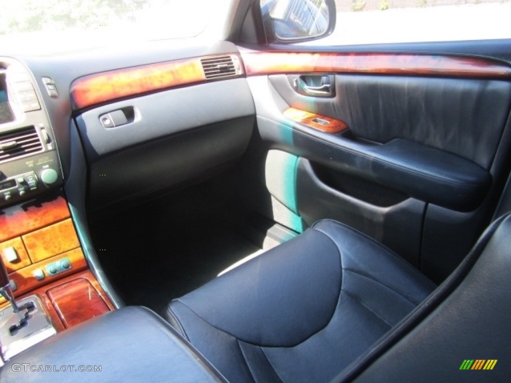 2005 LS 430 Sedan - Black Onyx / Black photo #14