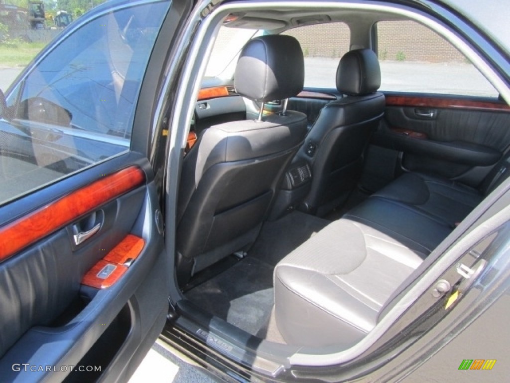 2005 LS 430 Sedan - Black Onyx / Black photo #19