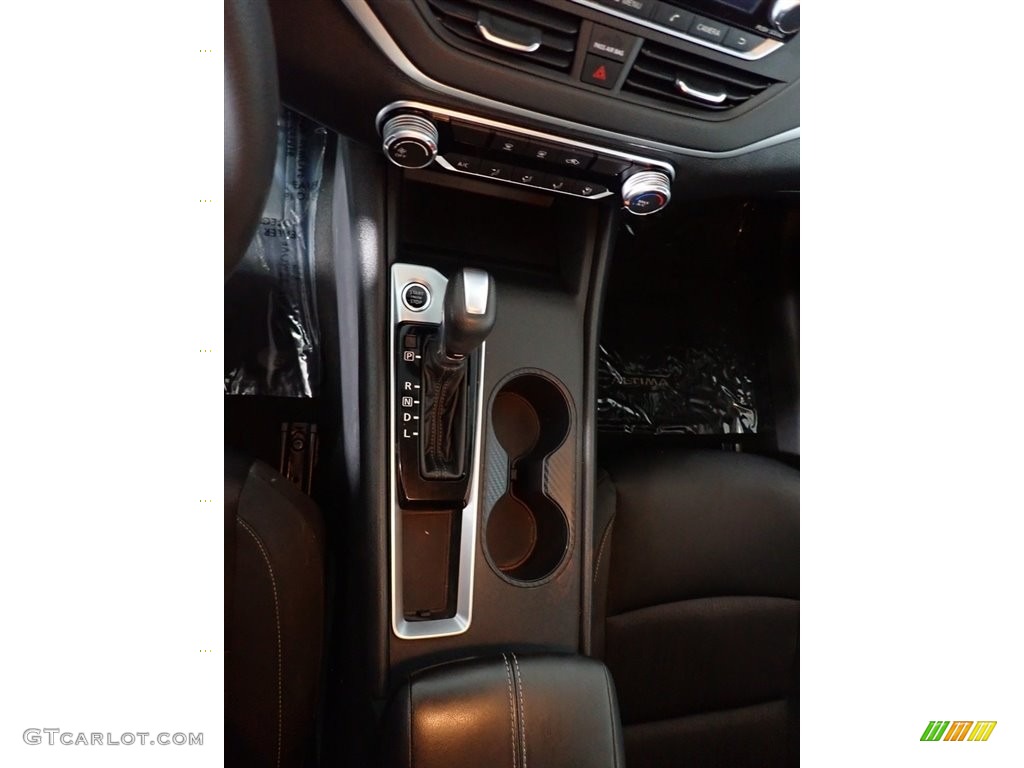 2020 Altima S - Super Black / Charcoal photo #30