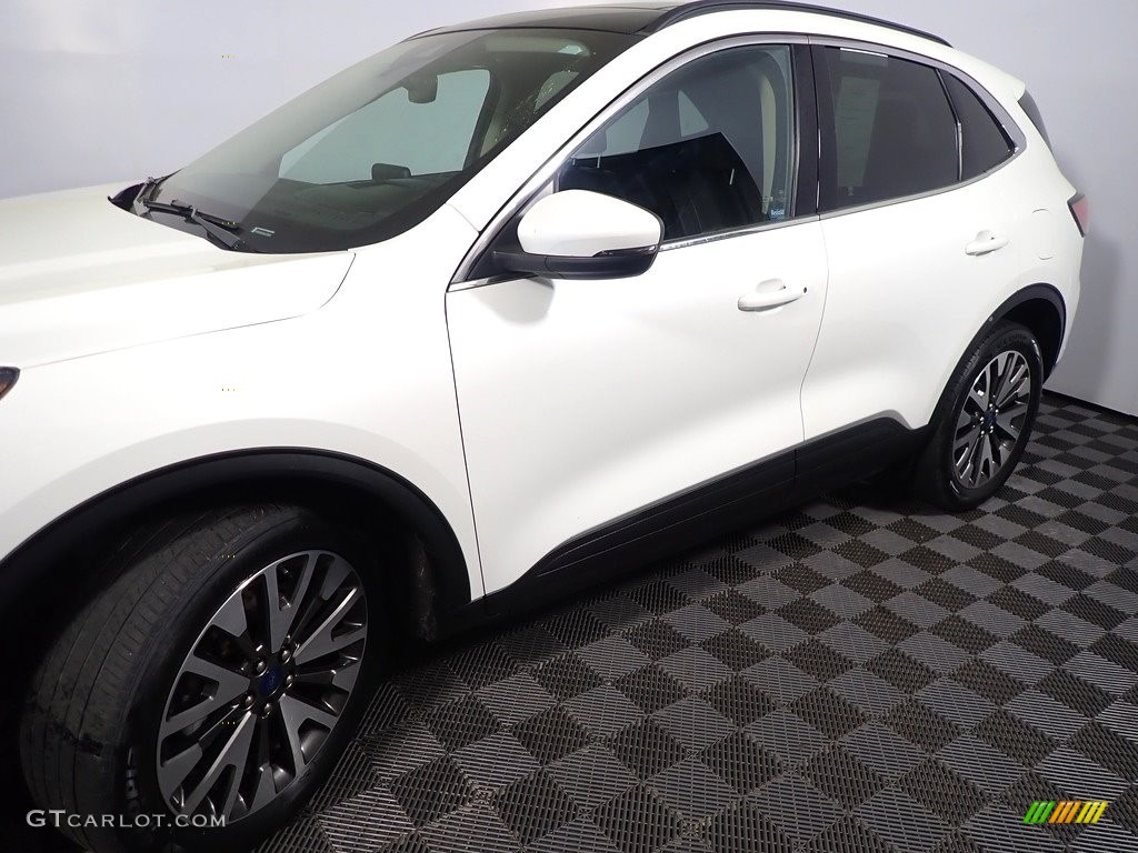 2020 Escape Titanium 4WD - Star White Metallic Tri-Coat / Ebony Black photo #11