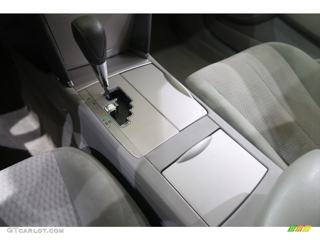 2010 Camry LE - Black / Ash Gray photo #12