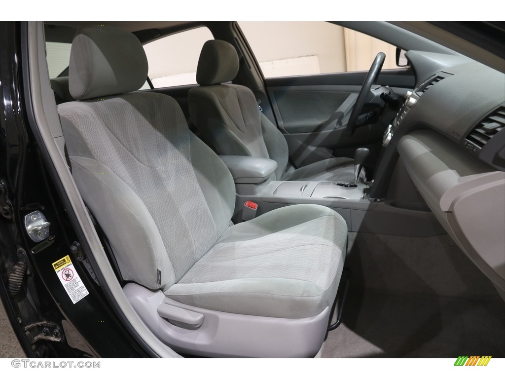 2010 Camry LE - Black / Ash Gray photo #14