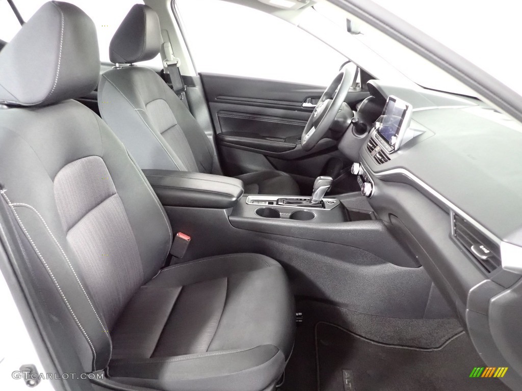 2019 Altima S AWD - Glacier White / Charcoal photo #26