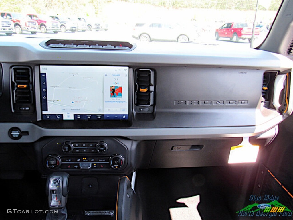 2023 Ford Bronco Badlands 4X4 4-Door Black Onyx Dashboard Photo #145998551