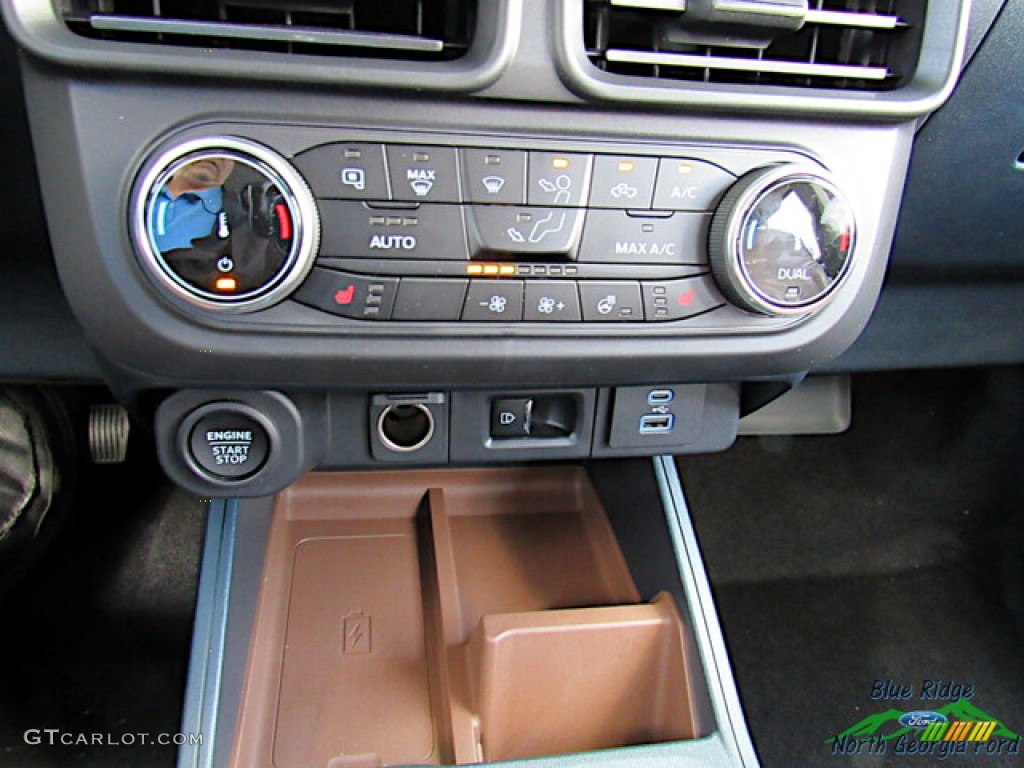 2023 Ford Maverick Lariat AWD Controls Photo #145999085
