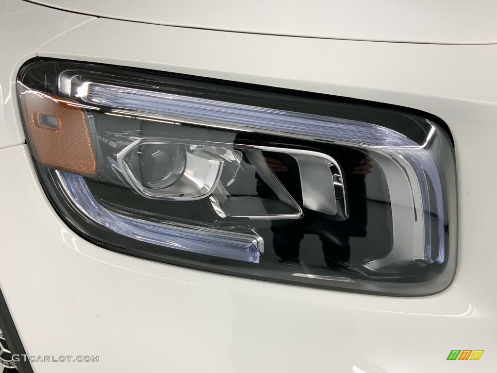 2023 GLB 250 4Matic - Polar White / Black photo #4