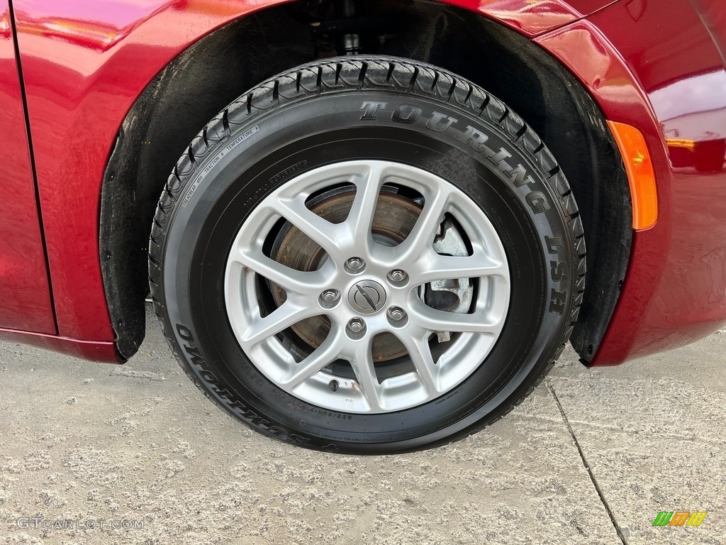 2021 Chrysler Voyager LXI Wheel Photo #146000622