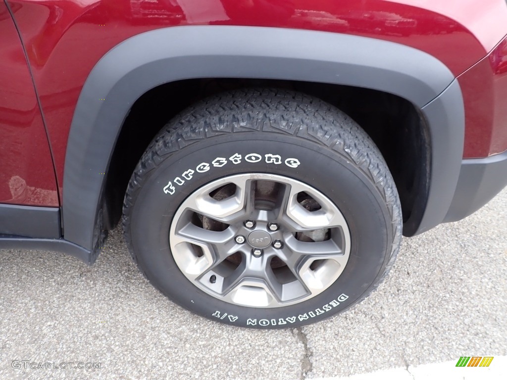 2019 Cherokee Trailhawk 4x4 - Velvet Red Pearl / Black photo #5
