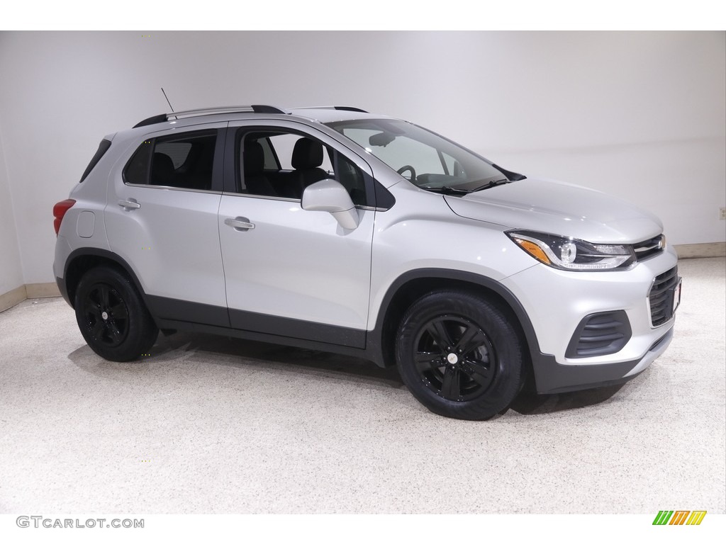 2020 Trax LT - Silver Ice Metallic / Jet Black photo #1