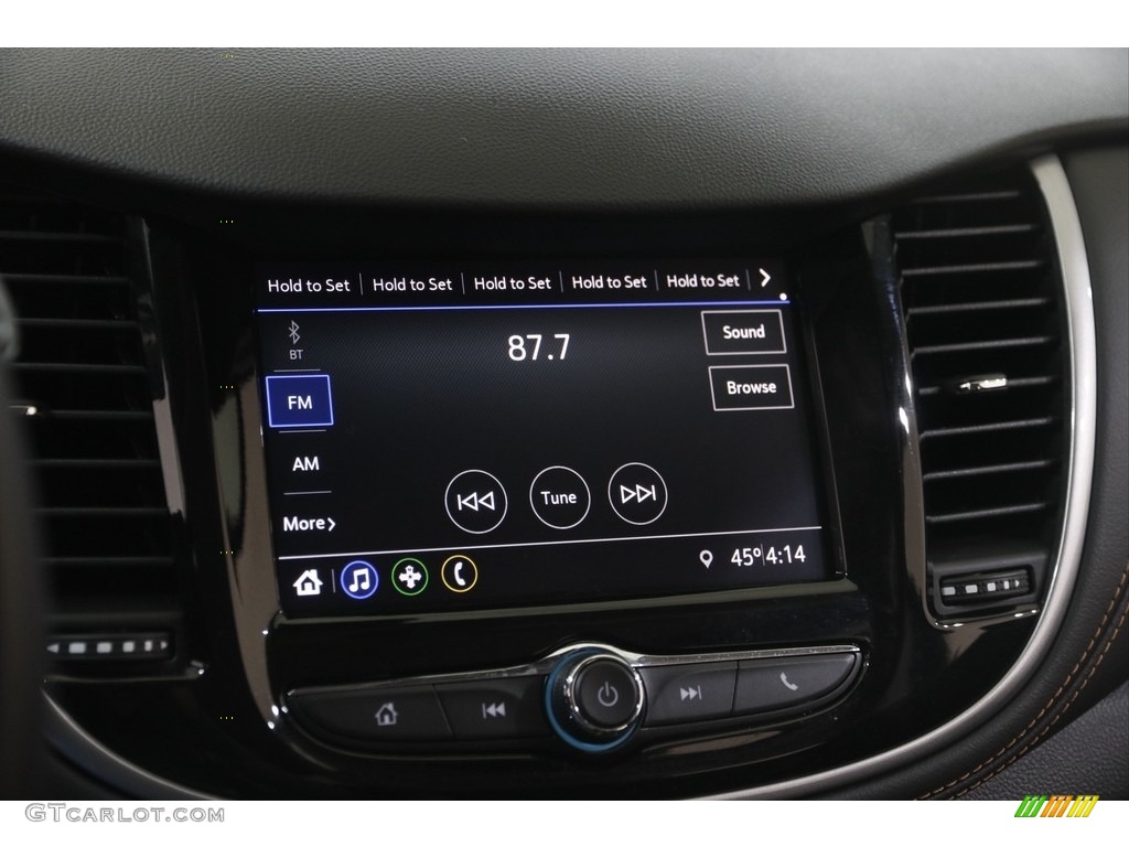 2020 Chevrolet Trax LT Controls Photos