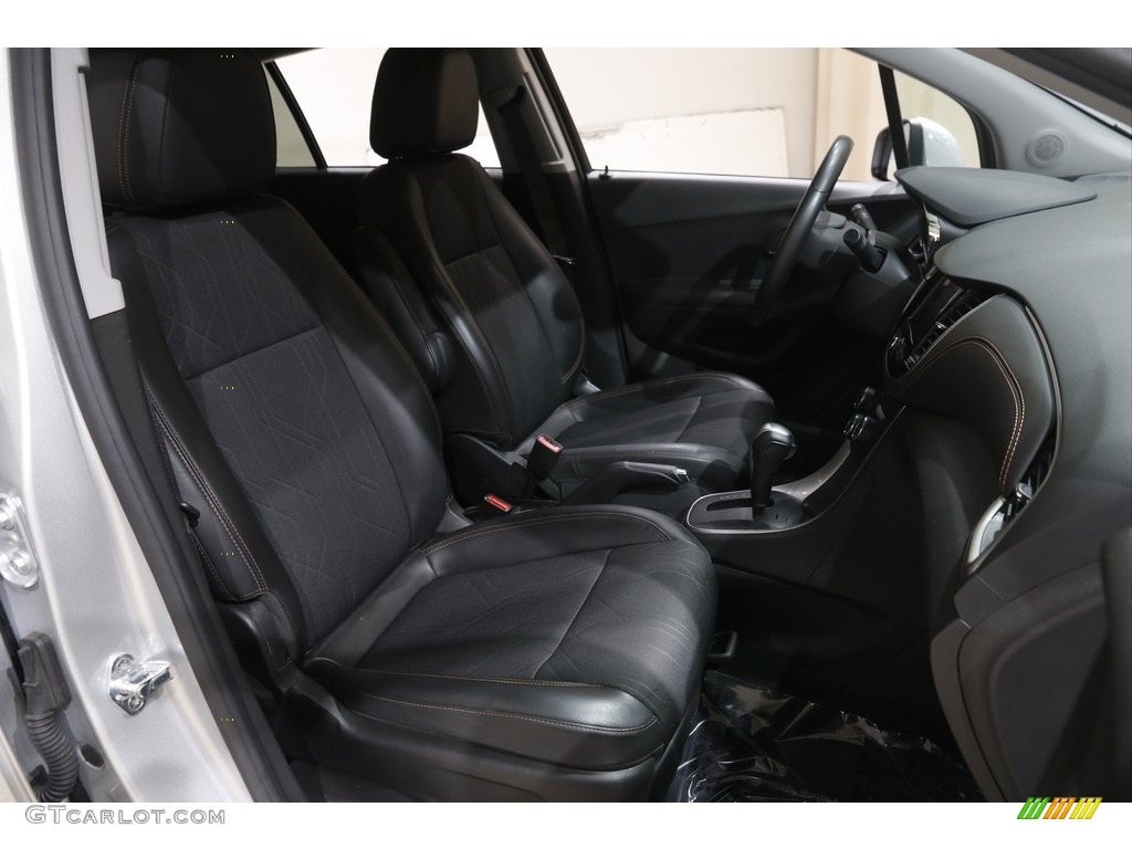 2020 Trax LT - Silver Ice Metallic / Jet Black photo #14