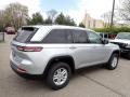 Silver Zynith - Grand Cherokee Laredo 4x4 Photo No. 5