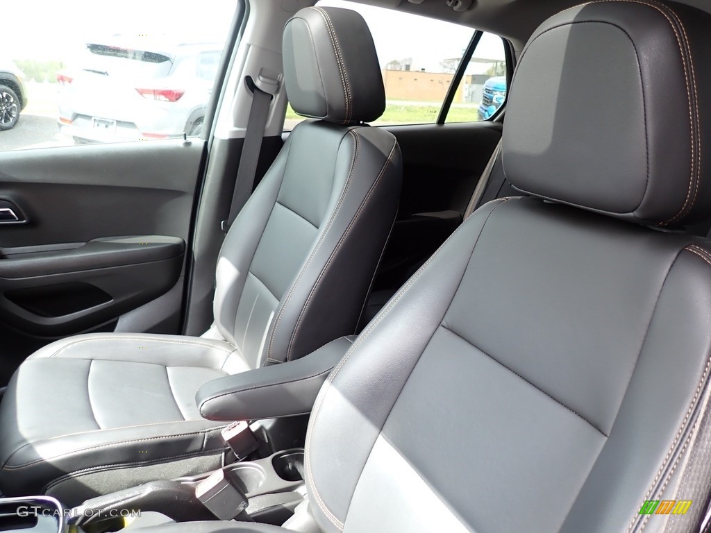 2020 Chevrolet Trax Premier AWD Front Seat Photos